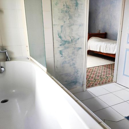 Chambre 3 Personnes Avec Salle De Bain Dans Mas Du Luberon Robion en Luberon Exterior foto