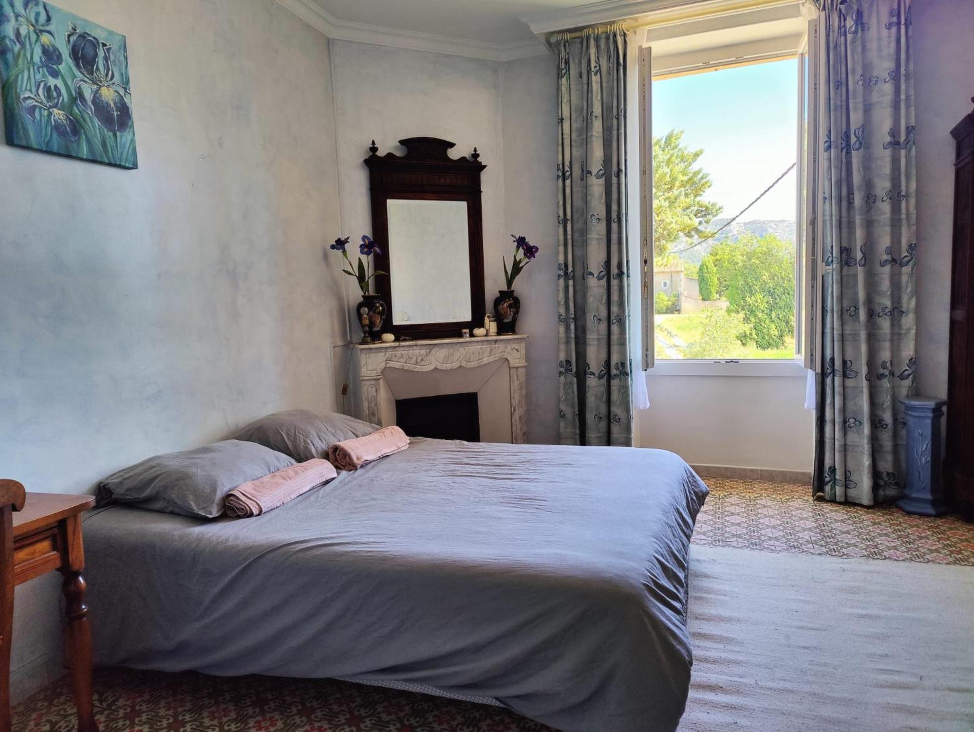 Chambre 3 Personnes Avec Salle De Bain Dans Mas Du Luberon Robion en Luberon Exterior foto